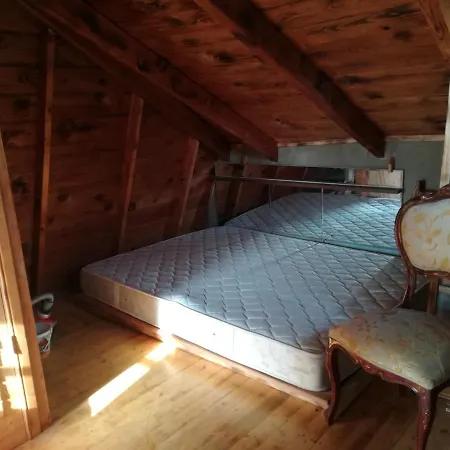 Ahsap Havuzlu Yazlik Ev Doganbey (Izmir)